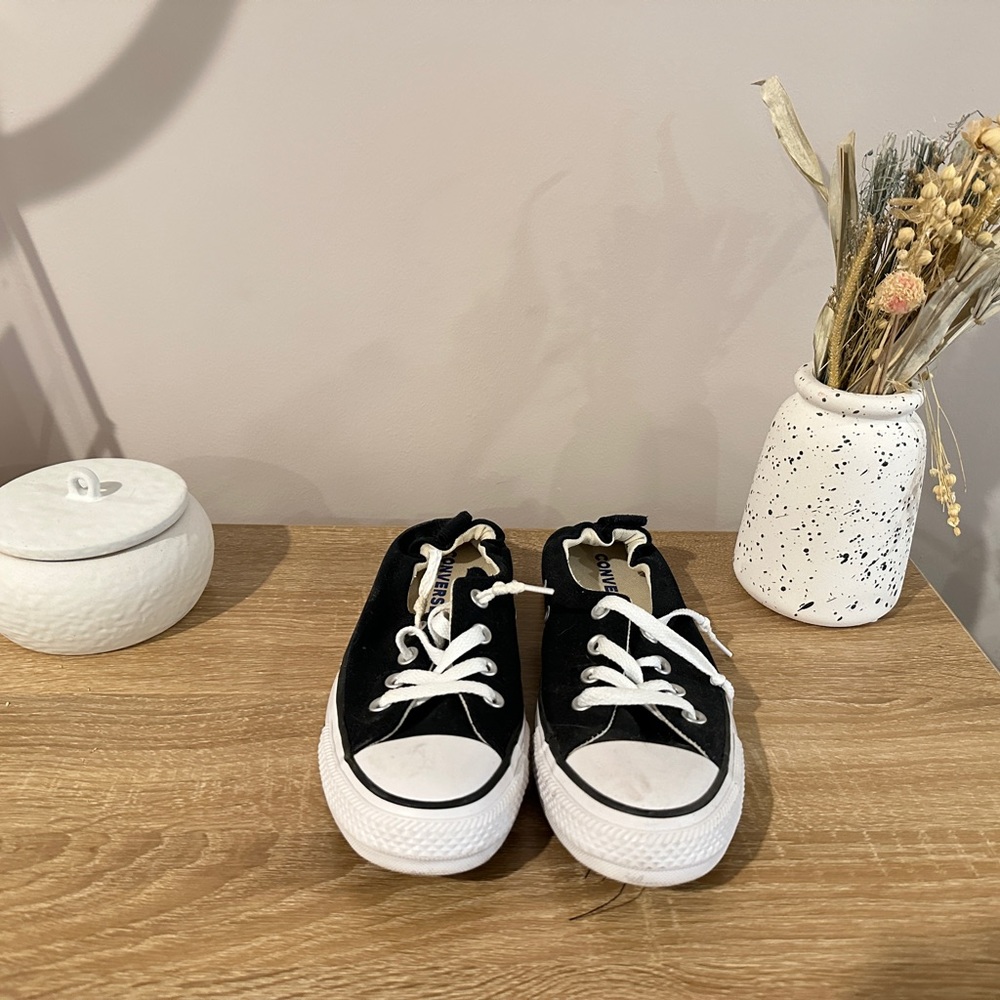 Women’s Converse, size 9